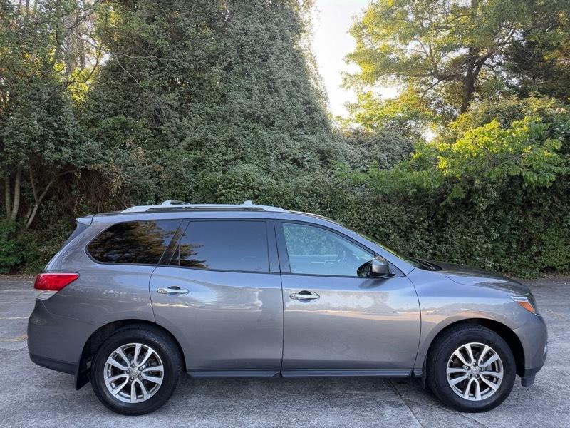 Nissan Pathfinder Platinum 4WD 2016