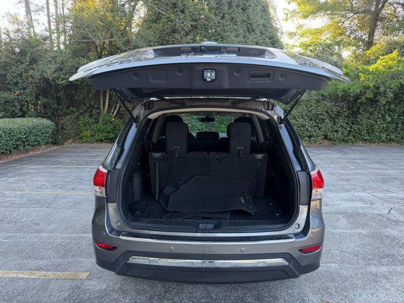 Nissan Pathfinder Platinum 4WD 2016