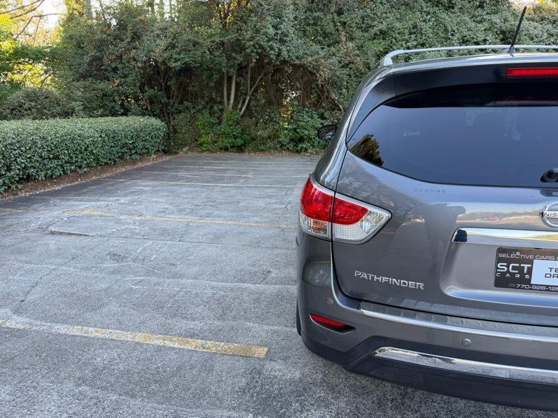 Nissan Pathfinder Platinum 4WD 2016