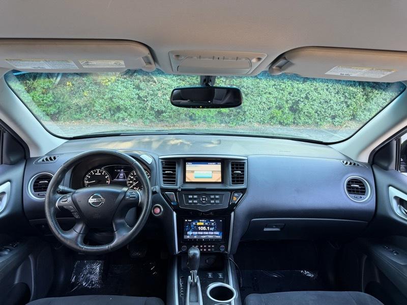 Nissan Pathfinder Platinum 4WD 2016