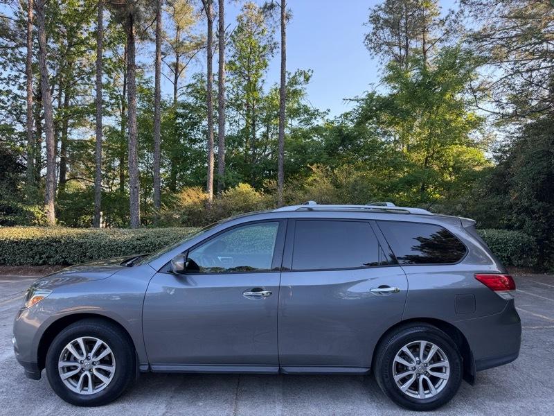 Nissan Pathfinder Platinum 4WD 2016