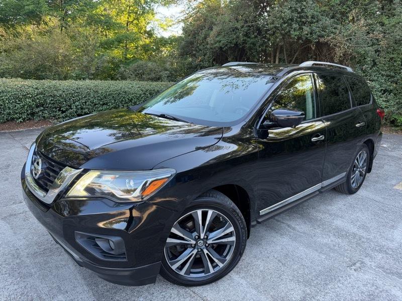 Nissan Pathfinder Platinum 4WD 2017