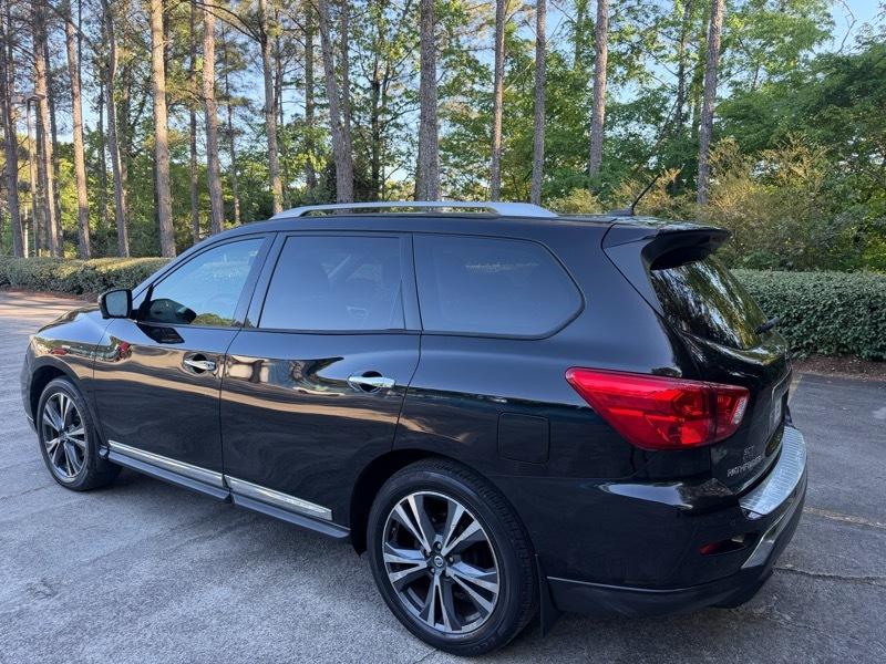 Nissan Pathfinder Platinum 4WD 2017