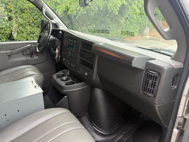 GMC Savana G2500 Cargo 2023