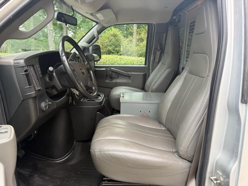 GMC Savana G2500 Cargo 2023