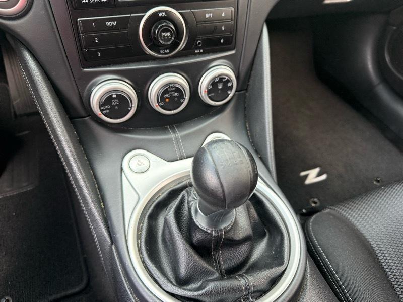 Nissan Z 370Z Touring Coupe 2013