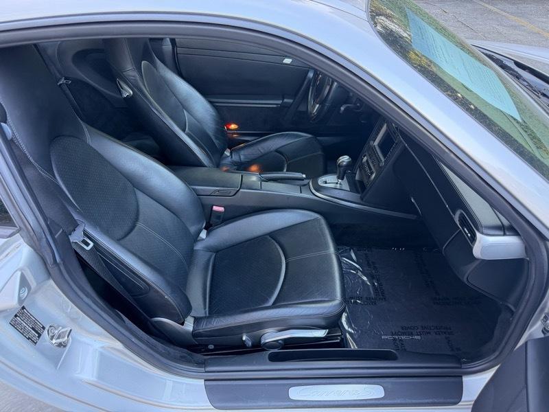 Porsche 911 Carrera S 2005