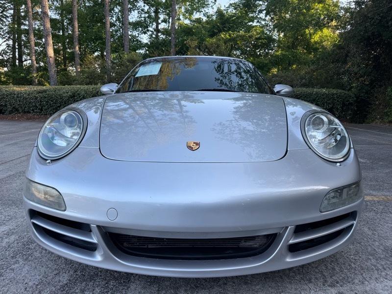 Porsche 911 Carrera S 2005