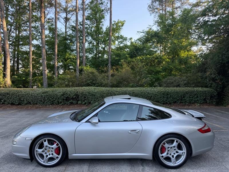 Porsche 911 Carrera S 2005