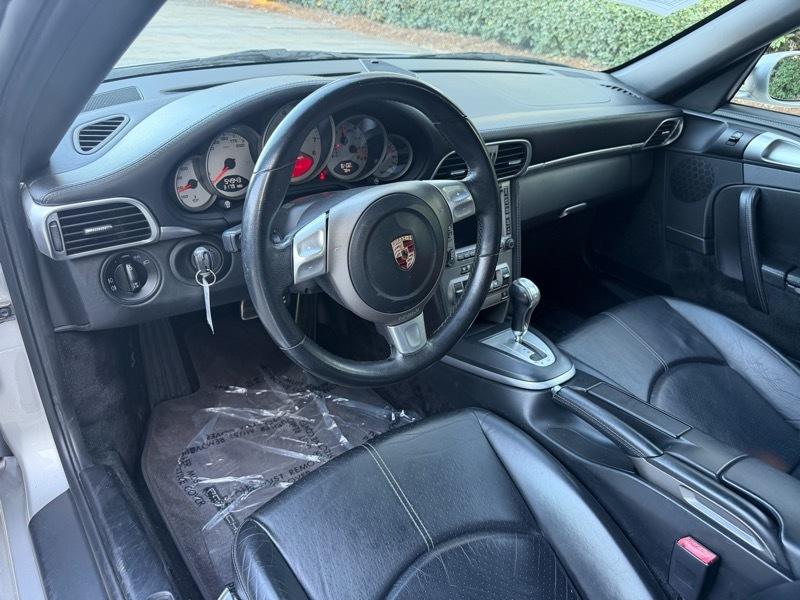 Porsche 911 Carrera S 2005