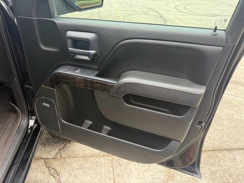 GMC Sierra 1500 Denali Crew Cab Short Box 4WD 2015