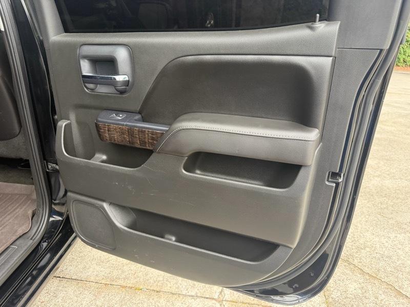 GMC Sierra 1500 Denali Crew Cab Short Box 4WD 2015