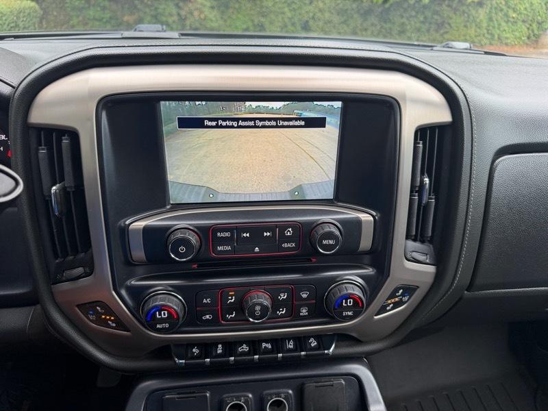 GMC Sierra 1500 Denali Crew Cab Short Box 4WD 2015