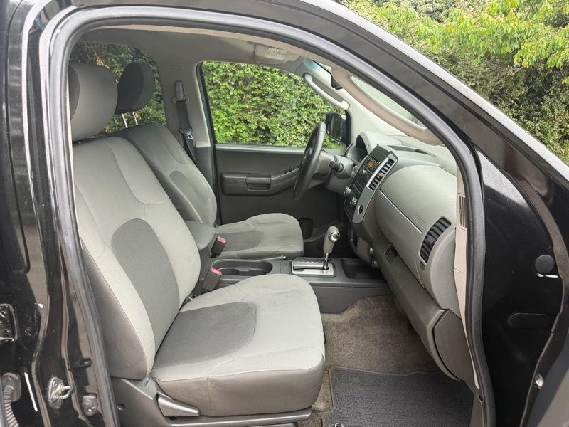 Nissan Xterra S 2012