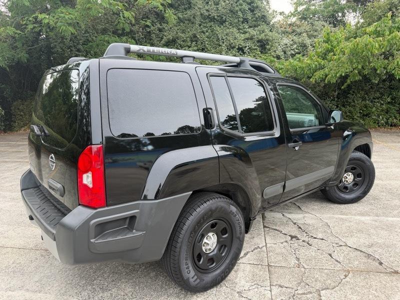 Nissan Xterra S 2012