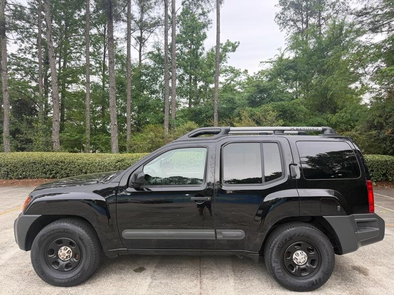 Nissan Xterra S 2012