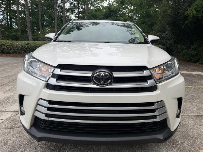 Toyota Highlander XLE FWD V6 2017