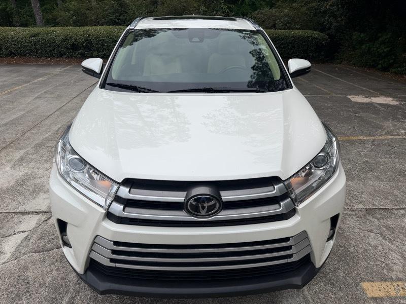 Toyota Highlander XLE FWD V6 2017
