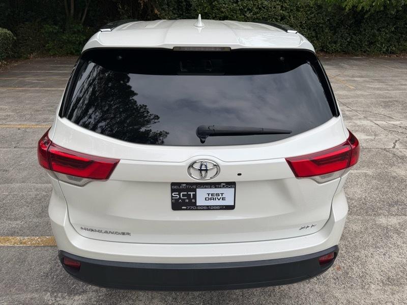 Toyota Highlander XLE FWD V6 2017