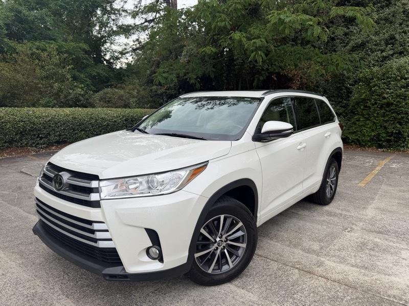 Toyota Highlander XLE FWD V6 2017