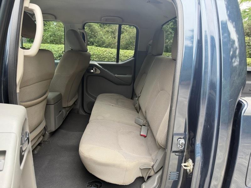 Nissan Frontier SV Crew Cab 2WD 2019