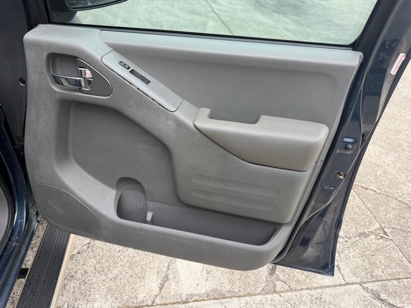 Nissan Frontier SV Crew Cab 2WD 2019