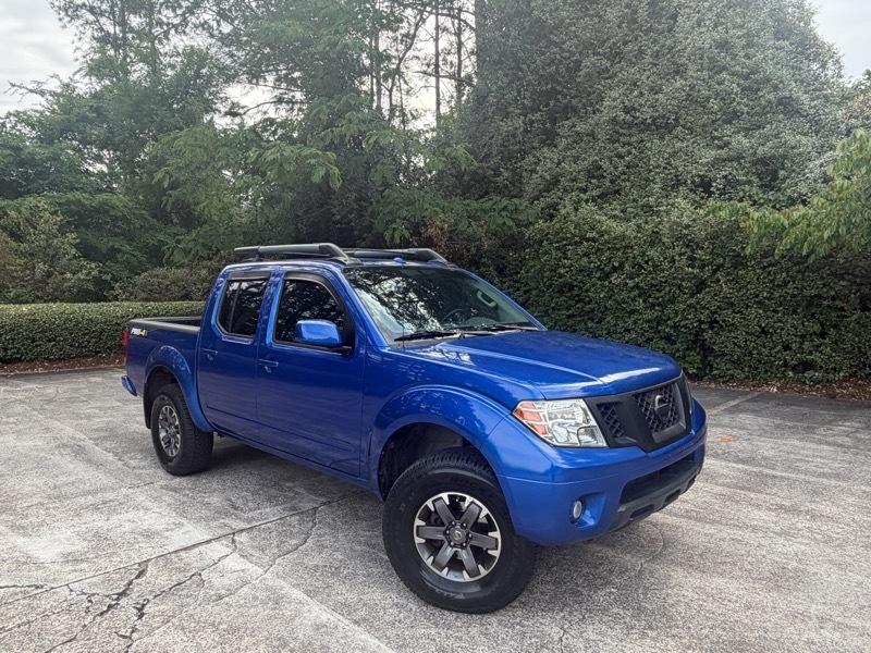 Nissan Frontier PRO-4X Crew Cab 4WD at 2015