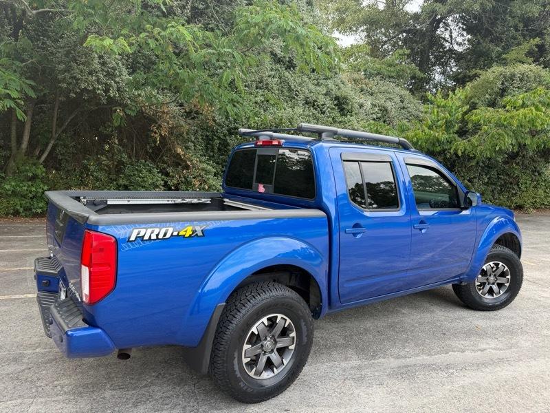 Nissan Frontier PRO-4X Crew Cab 4WD at 2015
