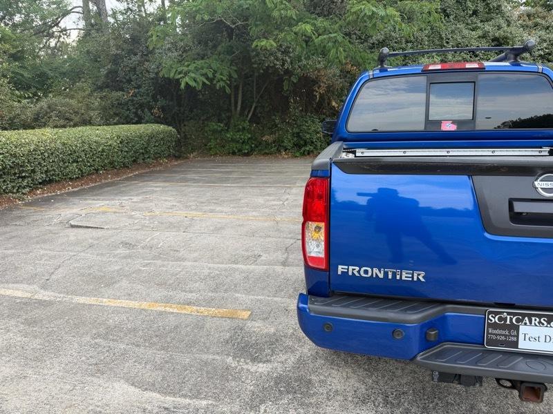 Nissan Frontier PRO-4X Crew Cab 4WD at 2015