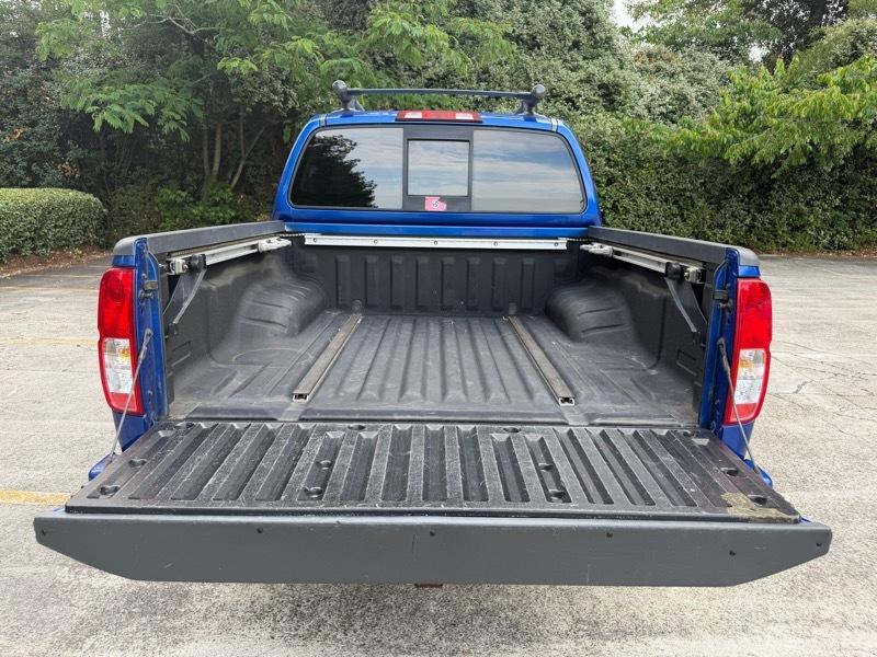 Nissan Frontier PRO-4X Crew Cab 4WD at 2015