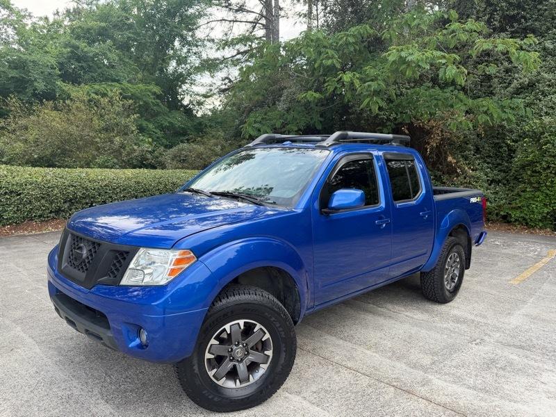 Nissan Frontier PRO-4X Crew Cab 4WD at 2015
