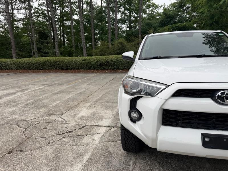 Toyota 4Runner SR5 4WD 2017
