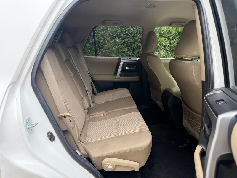 Toyota 4Runner SR5 4WD 2017