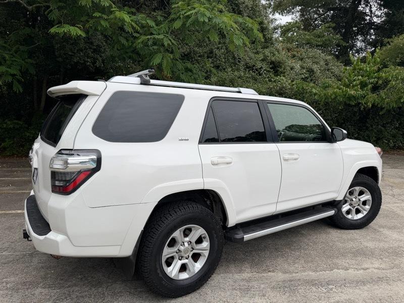 Toyota 4Runner SR5 4WD 2017