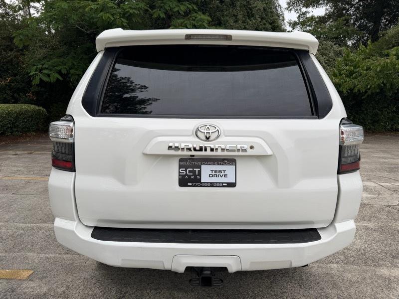Toyota 4Runner SR5 4WD 2017