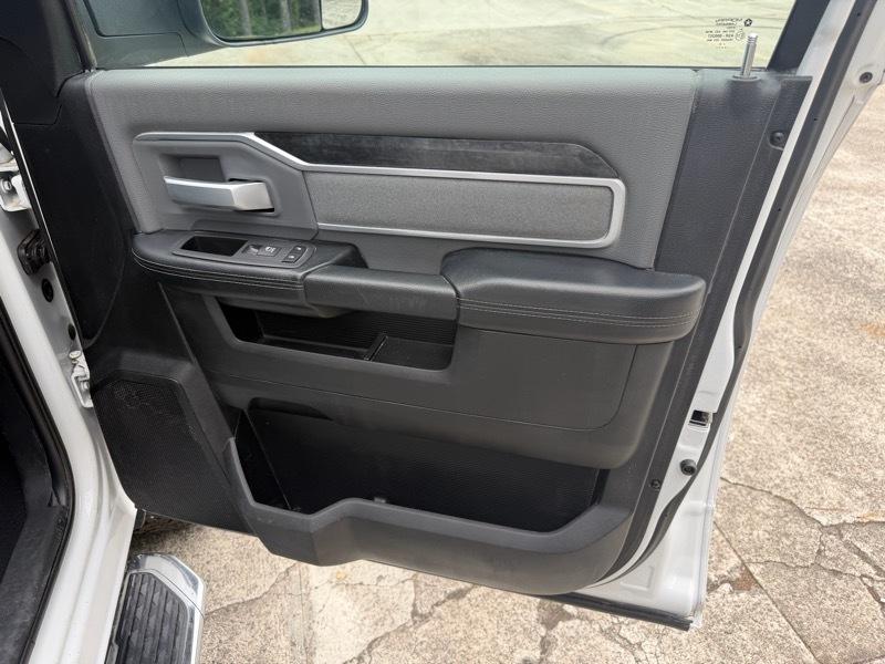 RAM 2500 Tradesman Crew Cab SWB 4WD 2021
