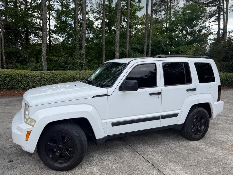 Jeep Liberty Sport 2WD 2012