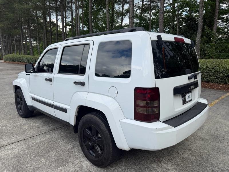 Jeep Liberty Sport 2WD 2012