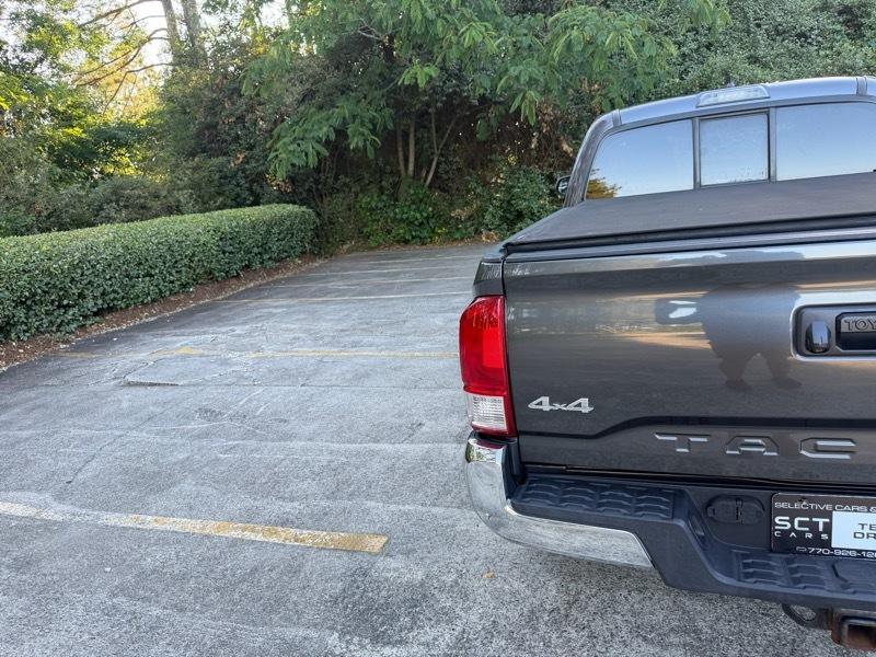 Toyota Tacoma SR5 Double Cab Super Long Bed V6 6AT 4WD 2016