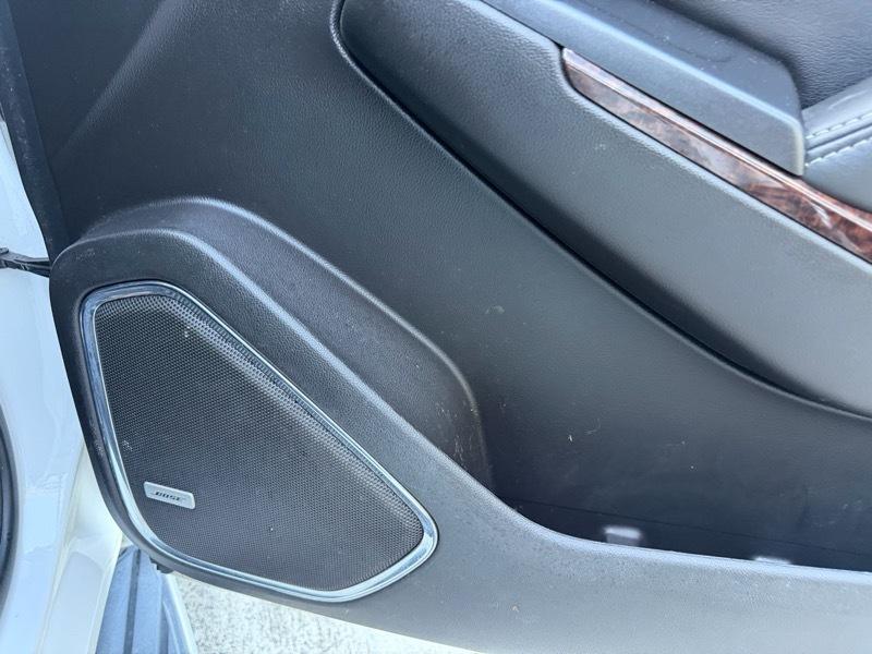 GMC Yukon XL SLE 4WD 2019