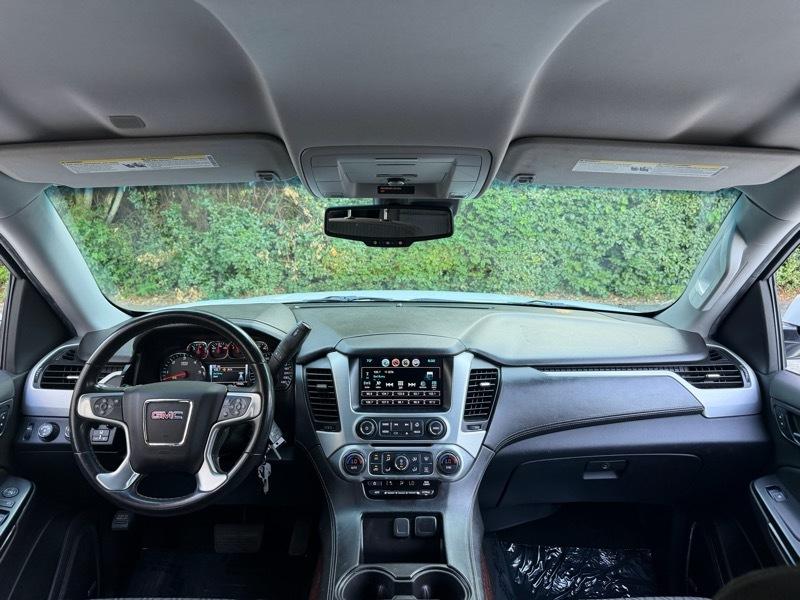 GMC Yukon XL SLE 4WD 2019