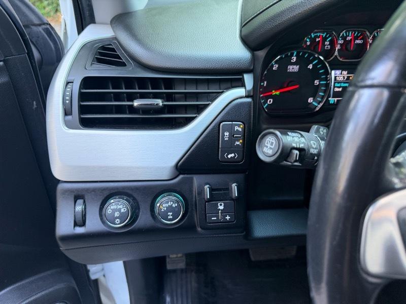 GMC Yukon XL SLE 4WD 2019