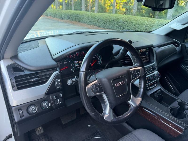 GMC Yukon XL SLE 4WD 2019