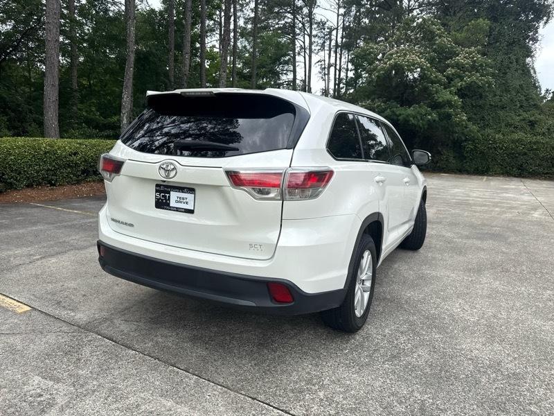 Toyota Highlander LE FWD I4 2016