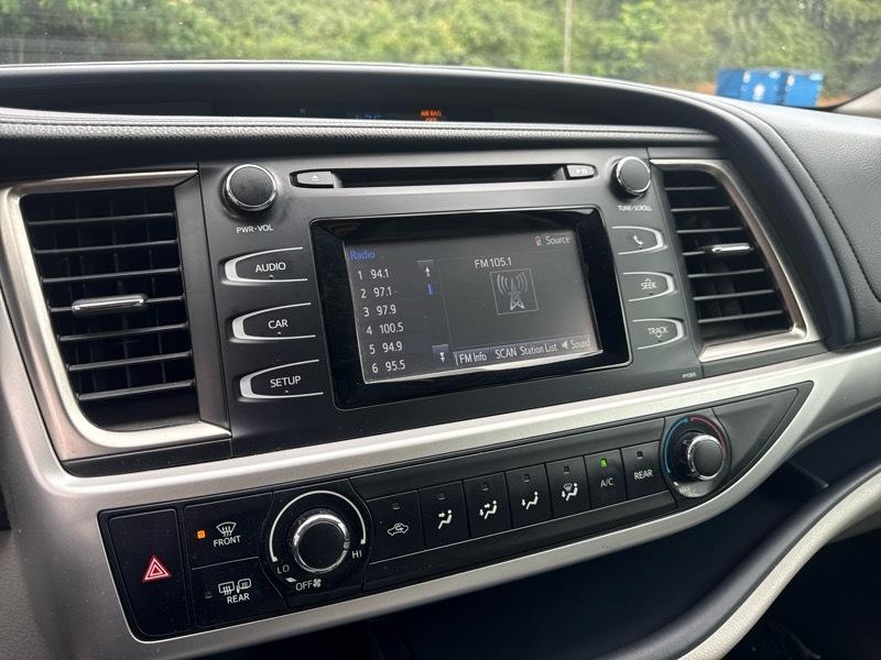 Toyota Highlander LE FWD I4 2016