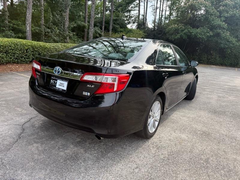 Toyota Camry Hybrid LE 2012
