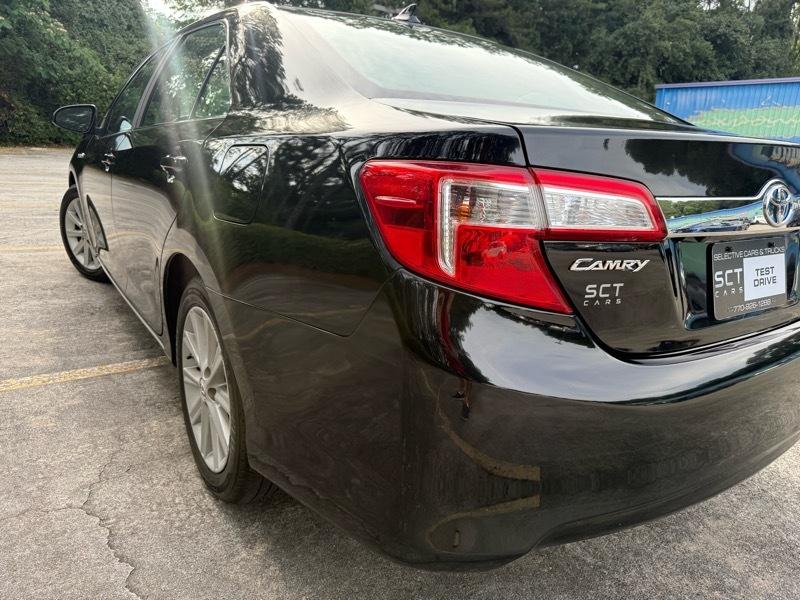 Toyota Camry Hybrid LE 2012