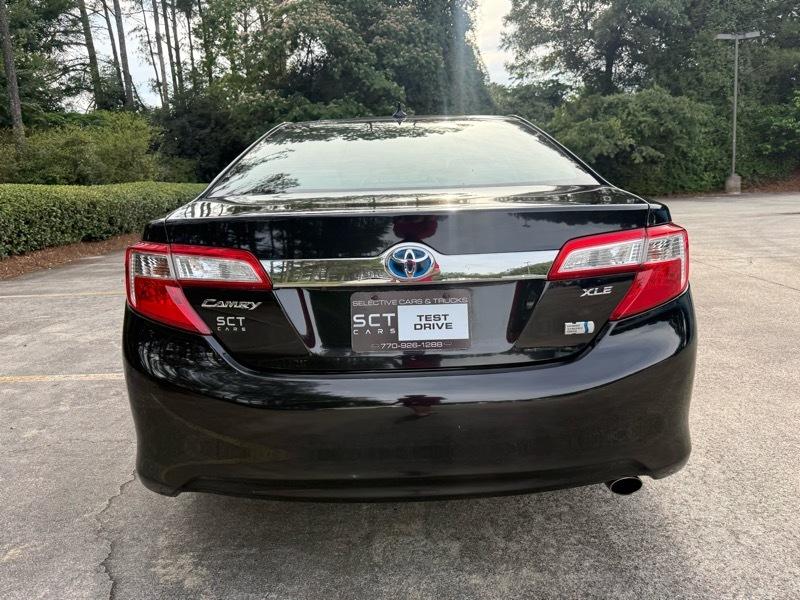 Toyota Camry Hybrid LE 2012