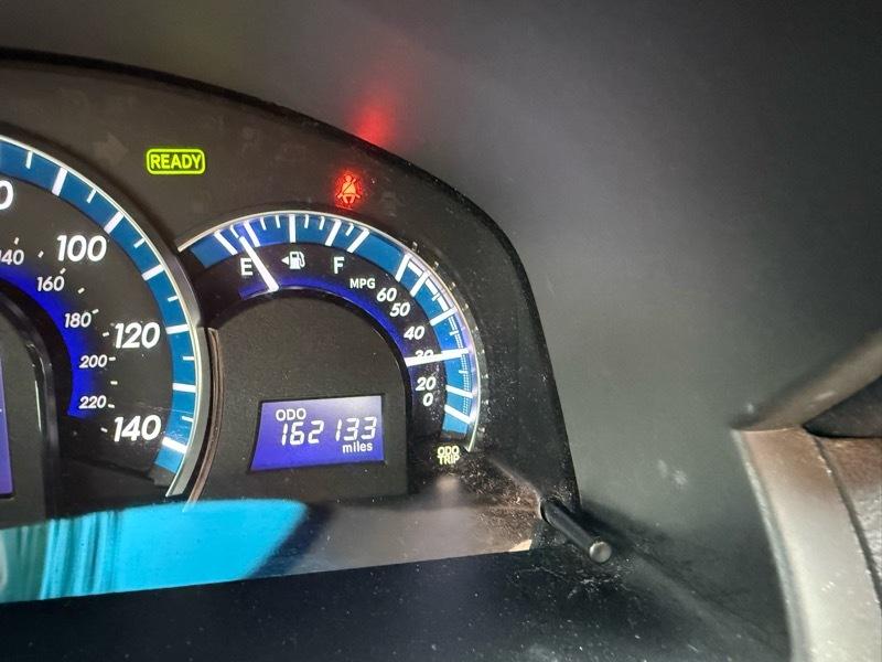 Toyota Camry Hybrid LE 2012