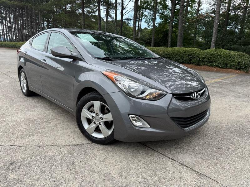 2012 Hyundai Elantra's photo